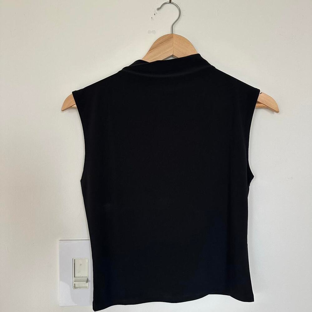 Aritzia botanist top size small - Picture 2 of 4